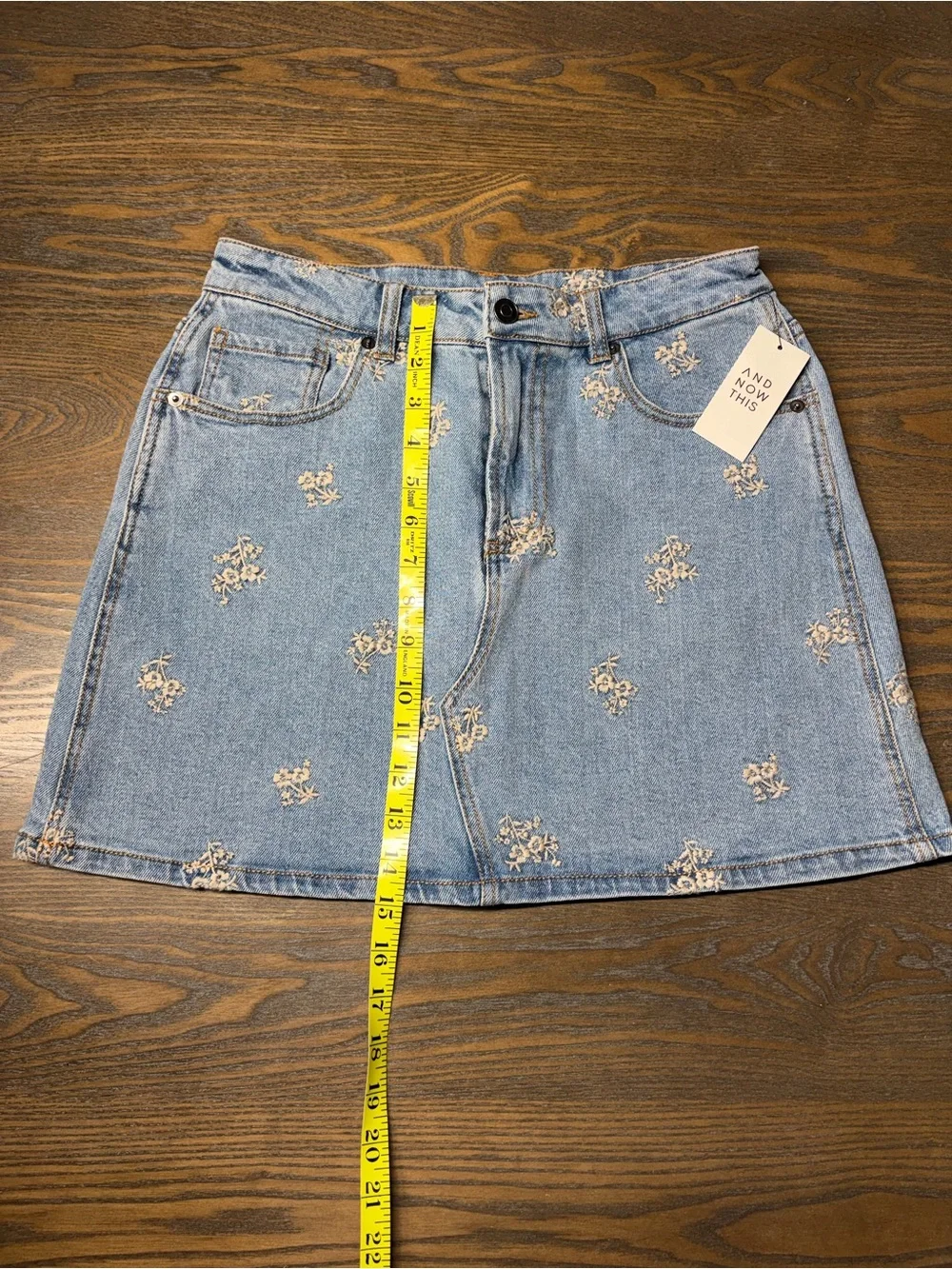 Floral Embroidered Denim Mini Skirt | Light Wash | Size Small - Picture 5 of 6